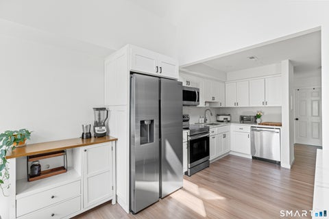 Tiny photo for 500 Glendale Avenue #6, Bridgeport, CT 06606 (MLS # 24198518)