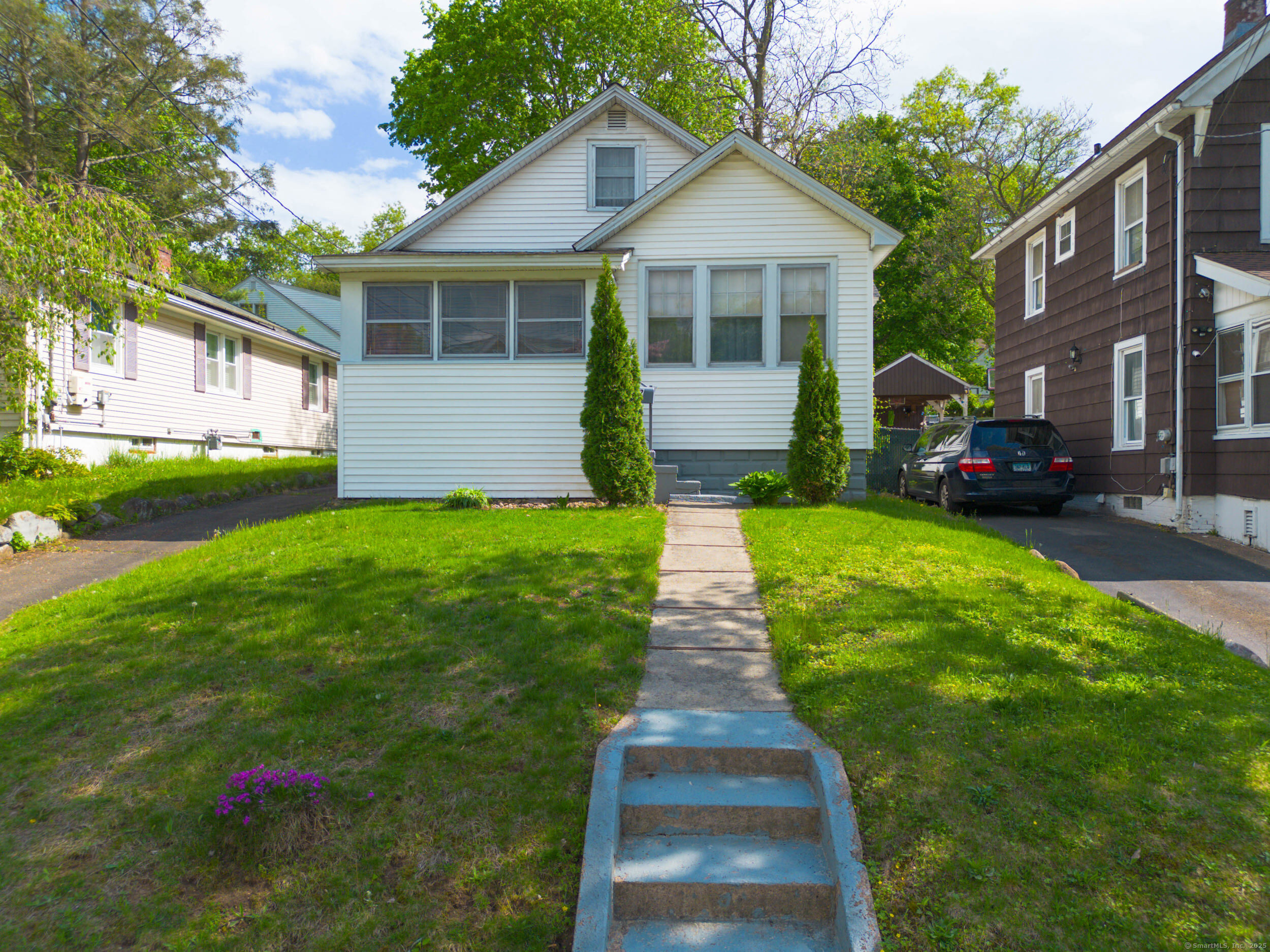 202 Augur Street, Hamden, Connecticut image 2