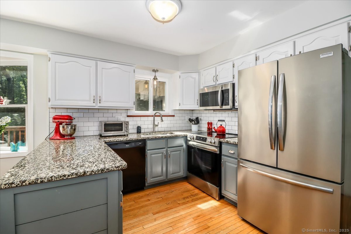 37 Colonial Ridge Drive