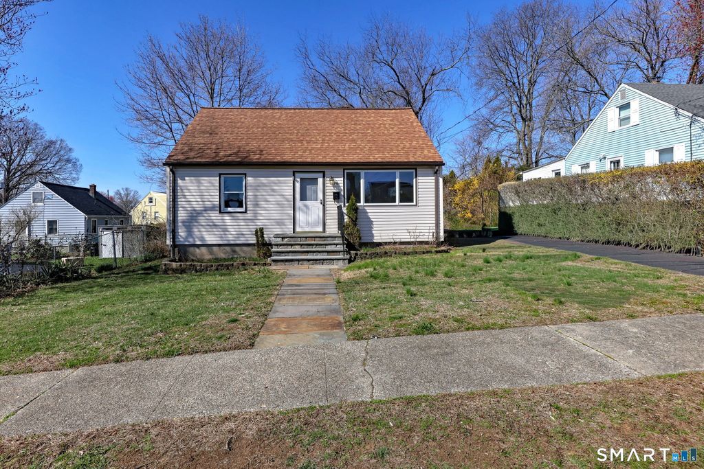 Photo of 29 Primrose Street, Milford, CT 06460 (MLS # 24165852)