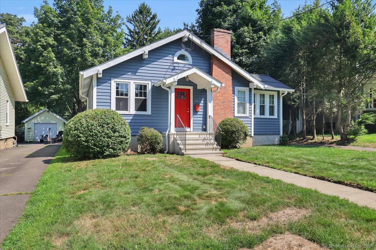 52 Robbins Drive