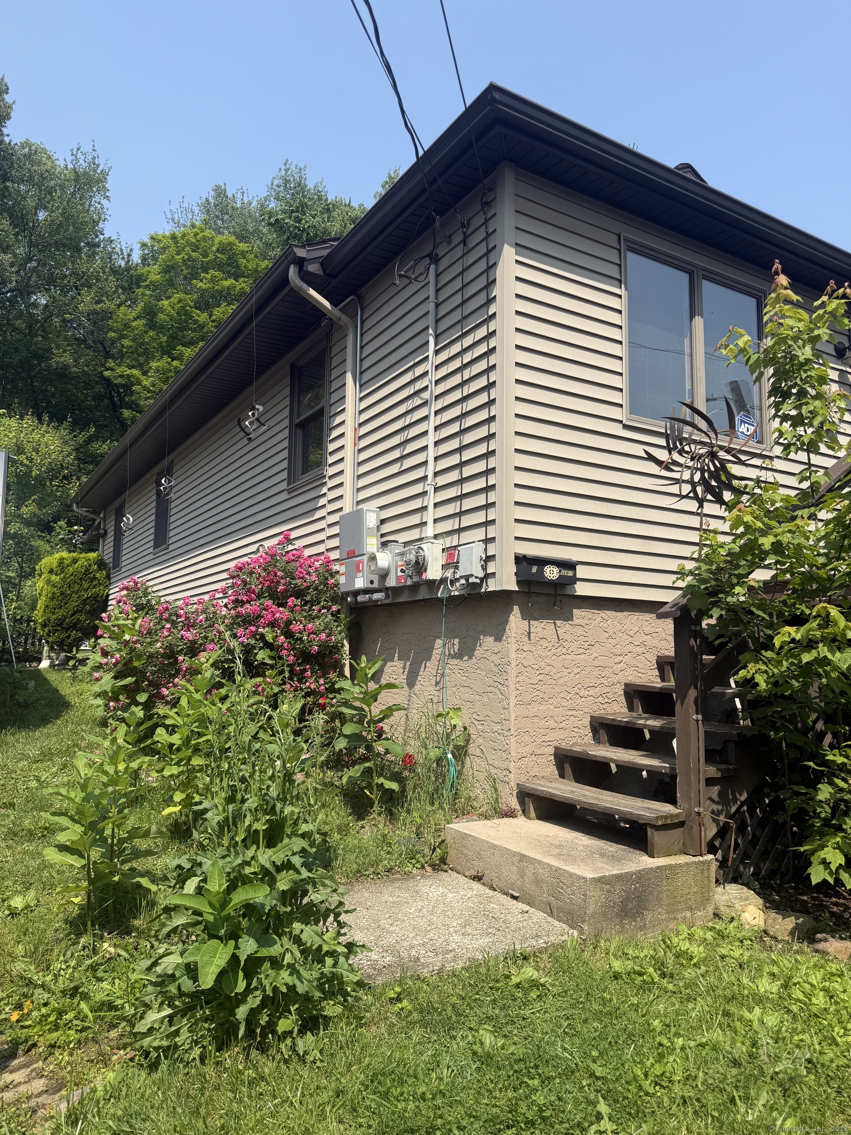 2 Walnut Street