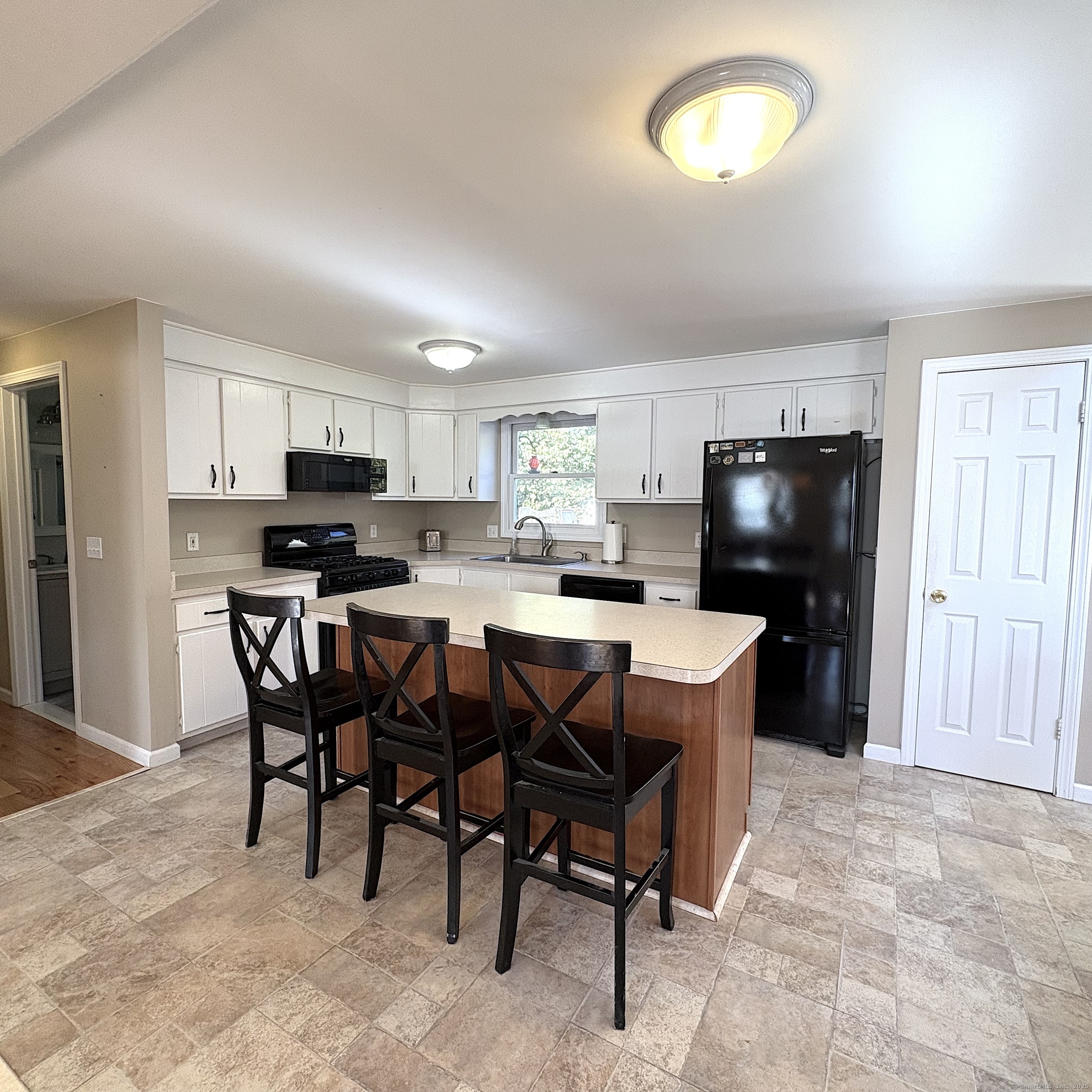 115 Woods Hollow Road