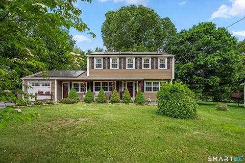 Homes For Sale - 9 Monticello Drive<br/> East Lyme, CT 06333