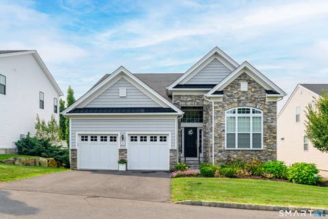 Photo of 3 Enclave Circle #3, Newtown, CT 06470 (MLS # 24198691)