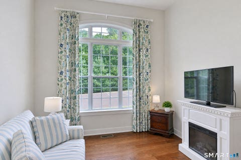 Tiny photo for 3 Enclave Circle #3, Newtown, CT 06470 (MLS # 24198691)