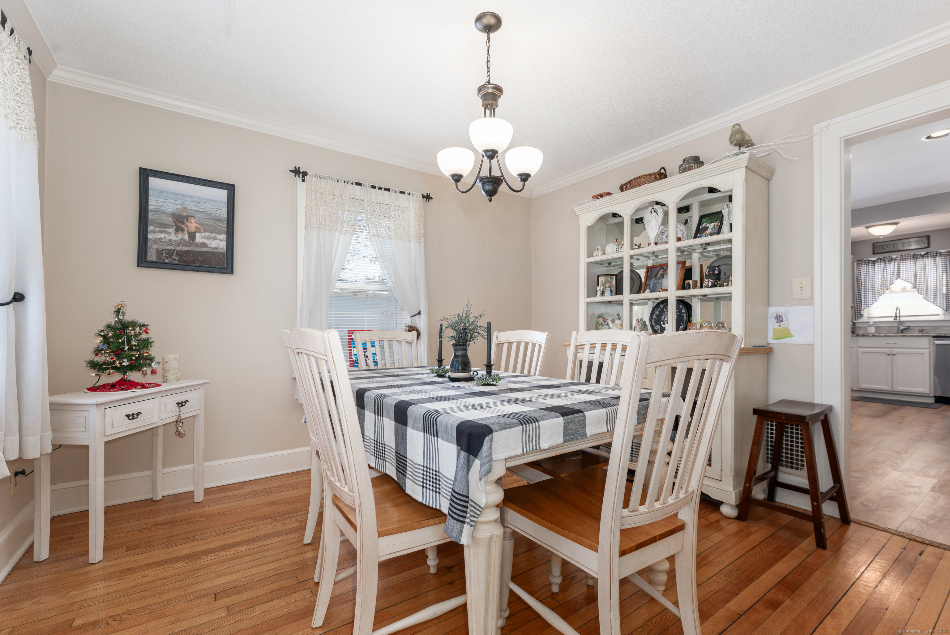 8 Locust Avenue, North Haven, Connecticut image 16