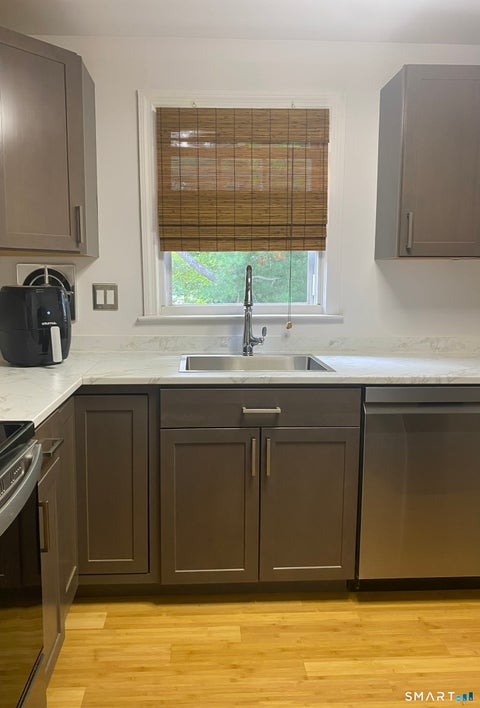 Tiny photo for 6 Grandview Drive #27C, Farmington, CT 06032 (MLS # 24204084)