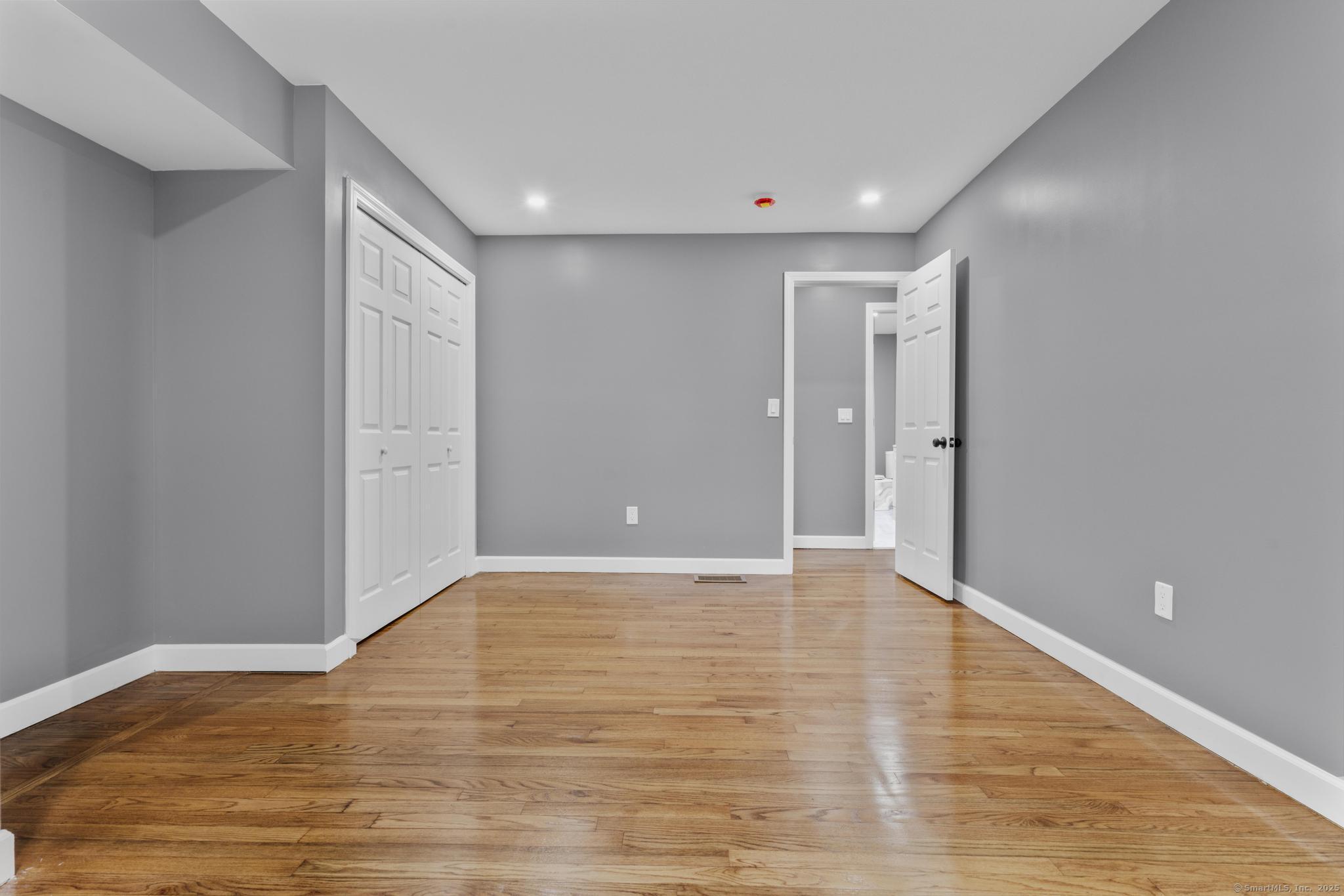 53 Cassella Drive, Hamden, Connecticut image 6