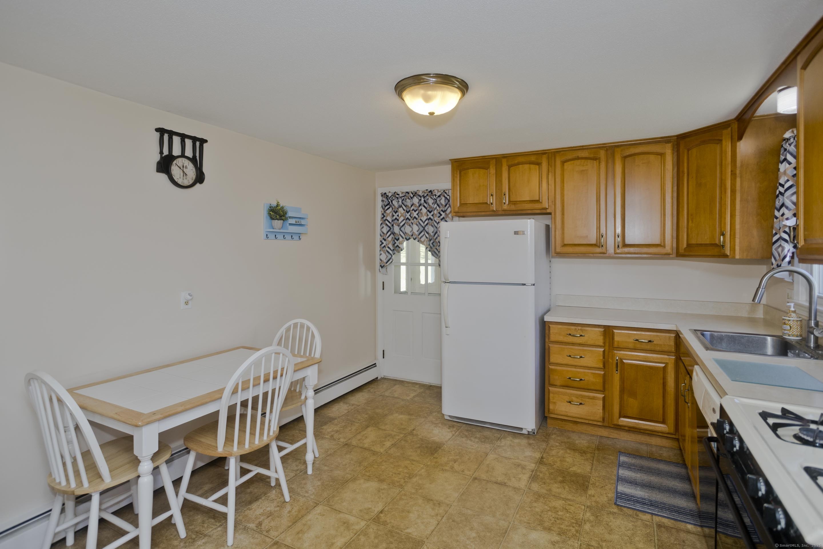 32 Alicia Terrace, Windsor Locks, Connecticut image 11