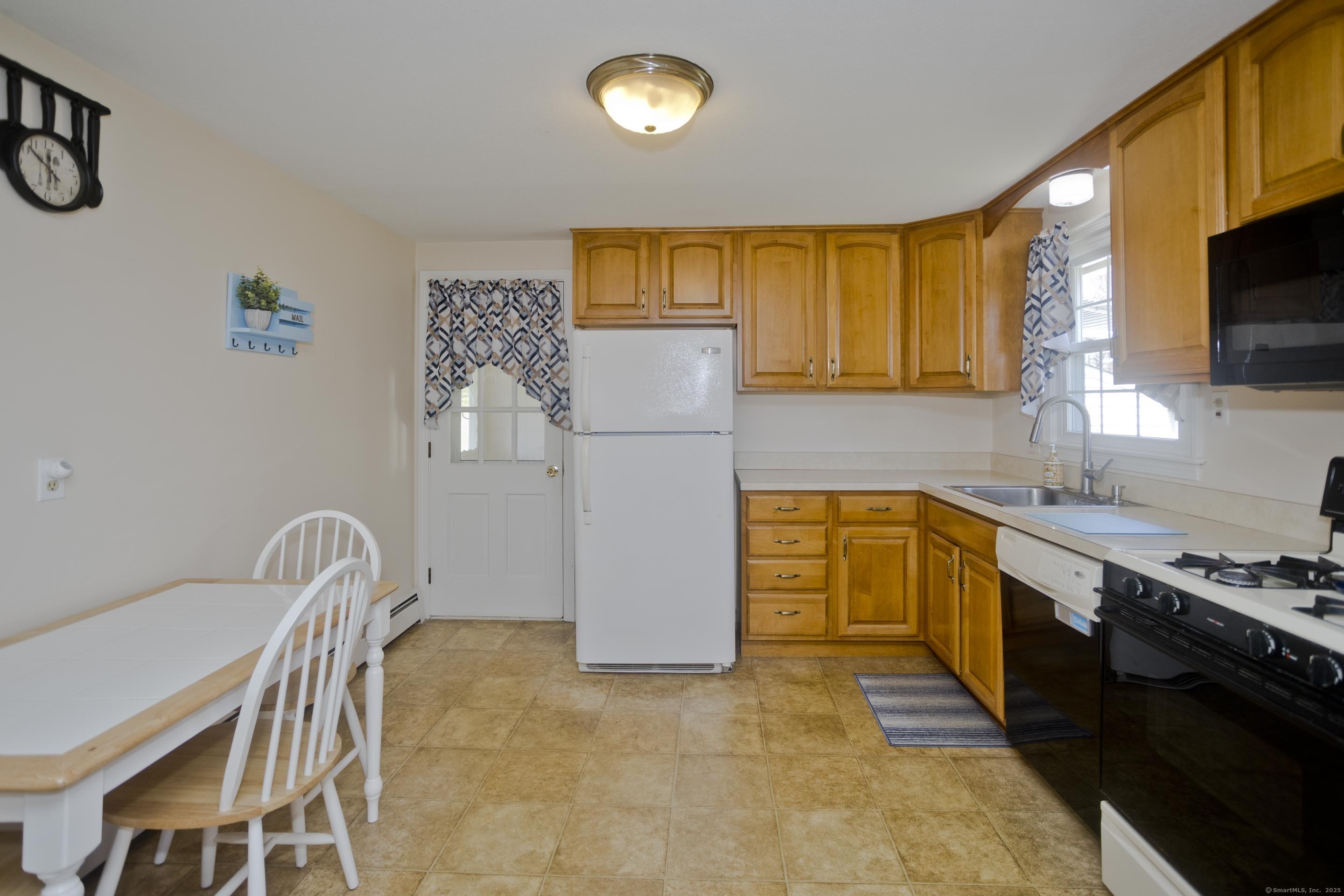 32 Alicia Terrace, Windsor Locks, Connecticut image 10