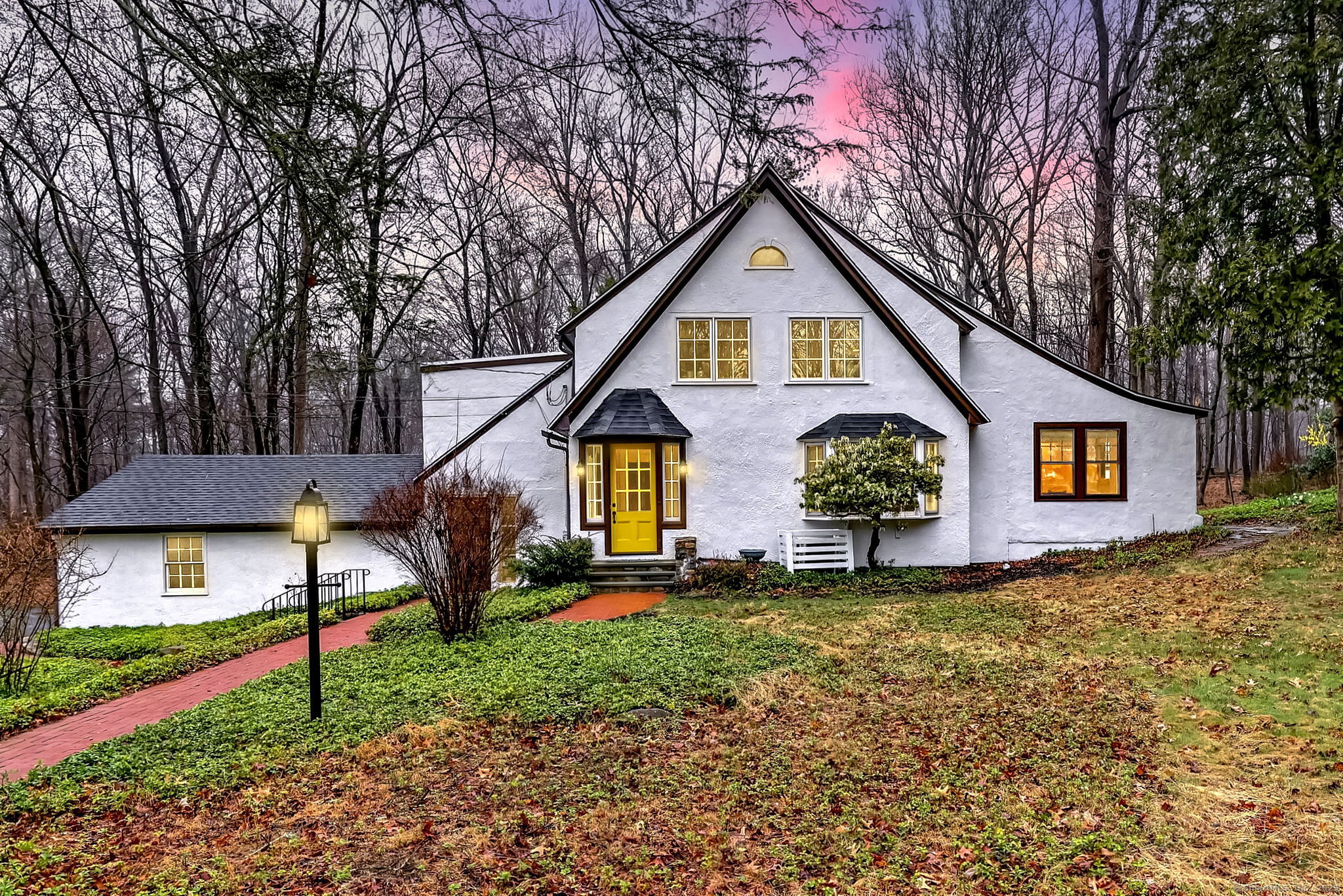 889 Indian Hill Road, Orange, Connecticut image 1