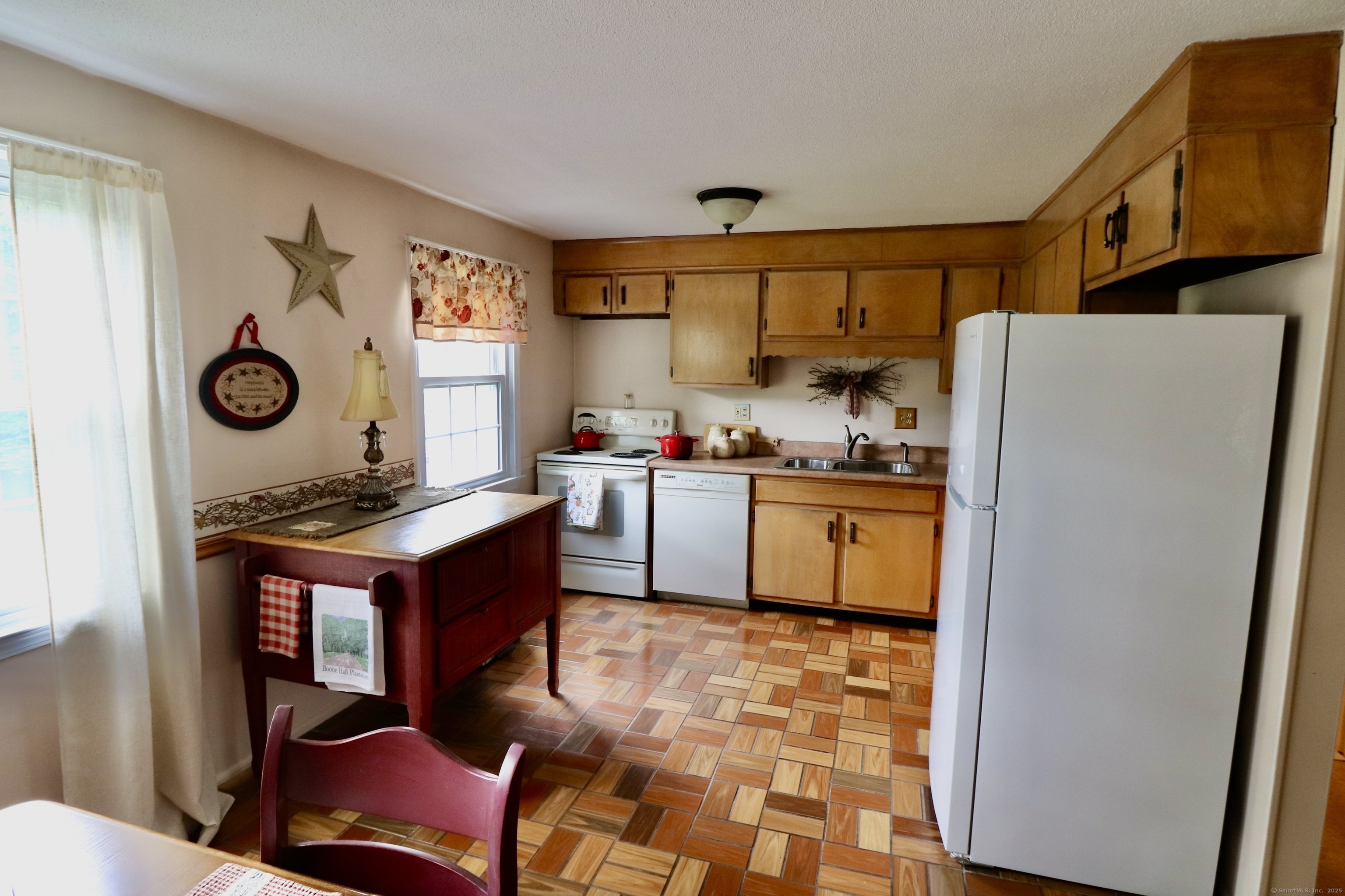 880 Long Hill Road #880, Middletown, Connecticut image 9
