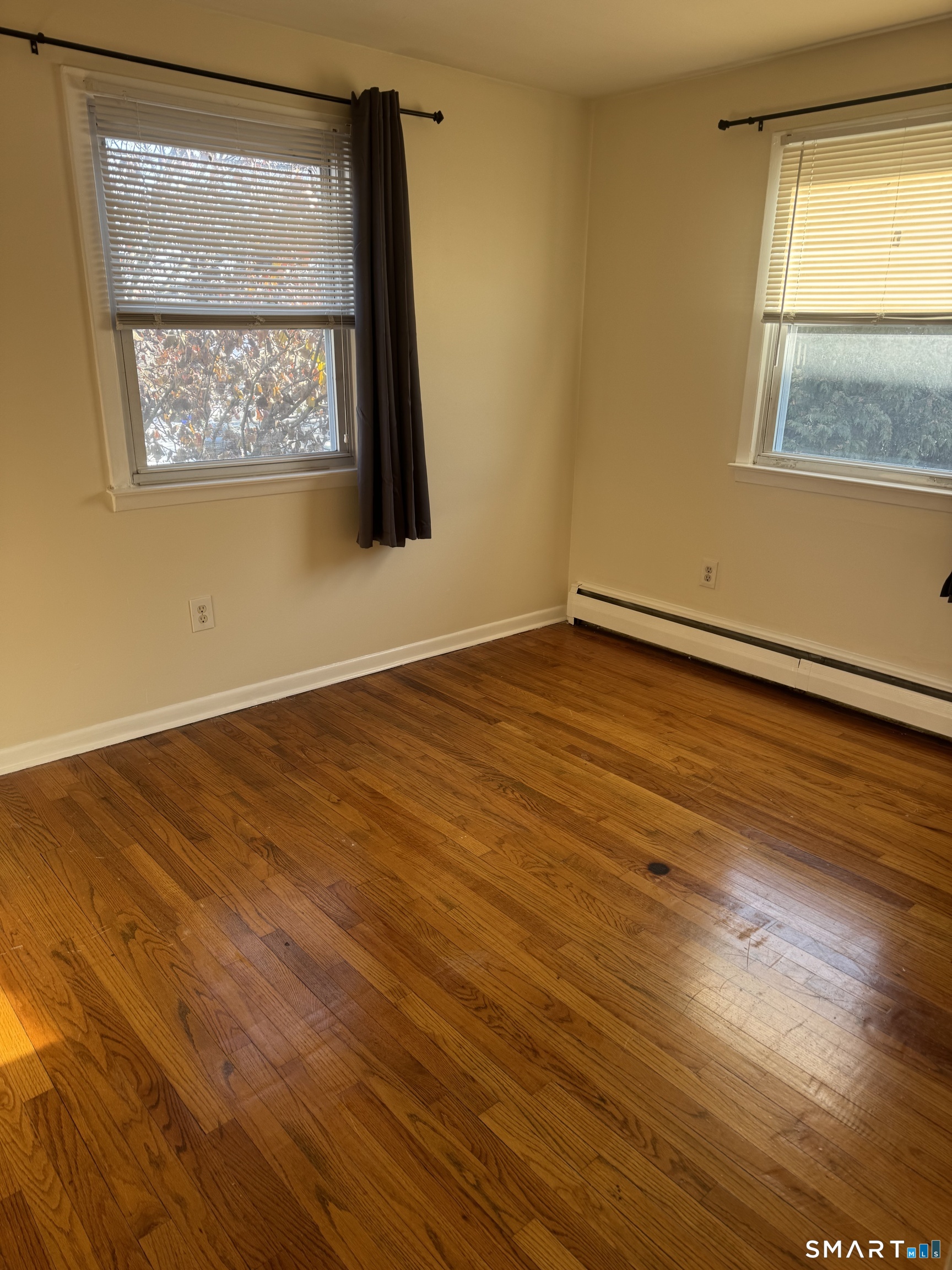 Fairfield, Connecticut 06824, United States, 2 Bedrooms Bedrooms, ,1 BathroomBathrooms,Residential,Active,256709