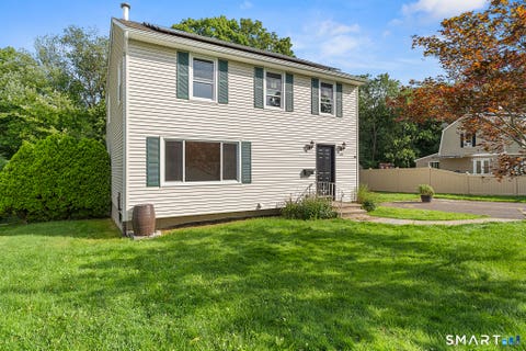 Photo of 515 Gracey Avenue, Meriden, CT 06451 (MLS # 24200247)