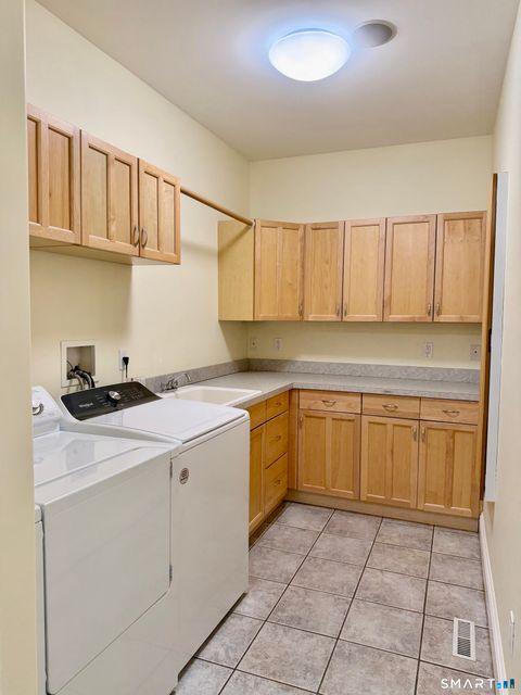 Tiny photo for 124 Speno Ridge, Rocky Hill, CT 06067 (MLS # 24154116)