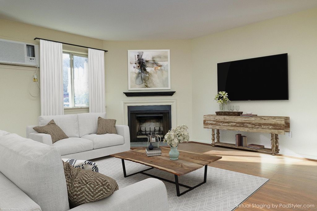 Photo of 8 Rose Lane #APT 18-9, Danbury, CT 06811 (MLS # 24143409)