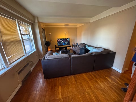 Condo For Sale - 230 Farmington Avenue #D8<br/> Hartford, CT 06105