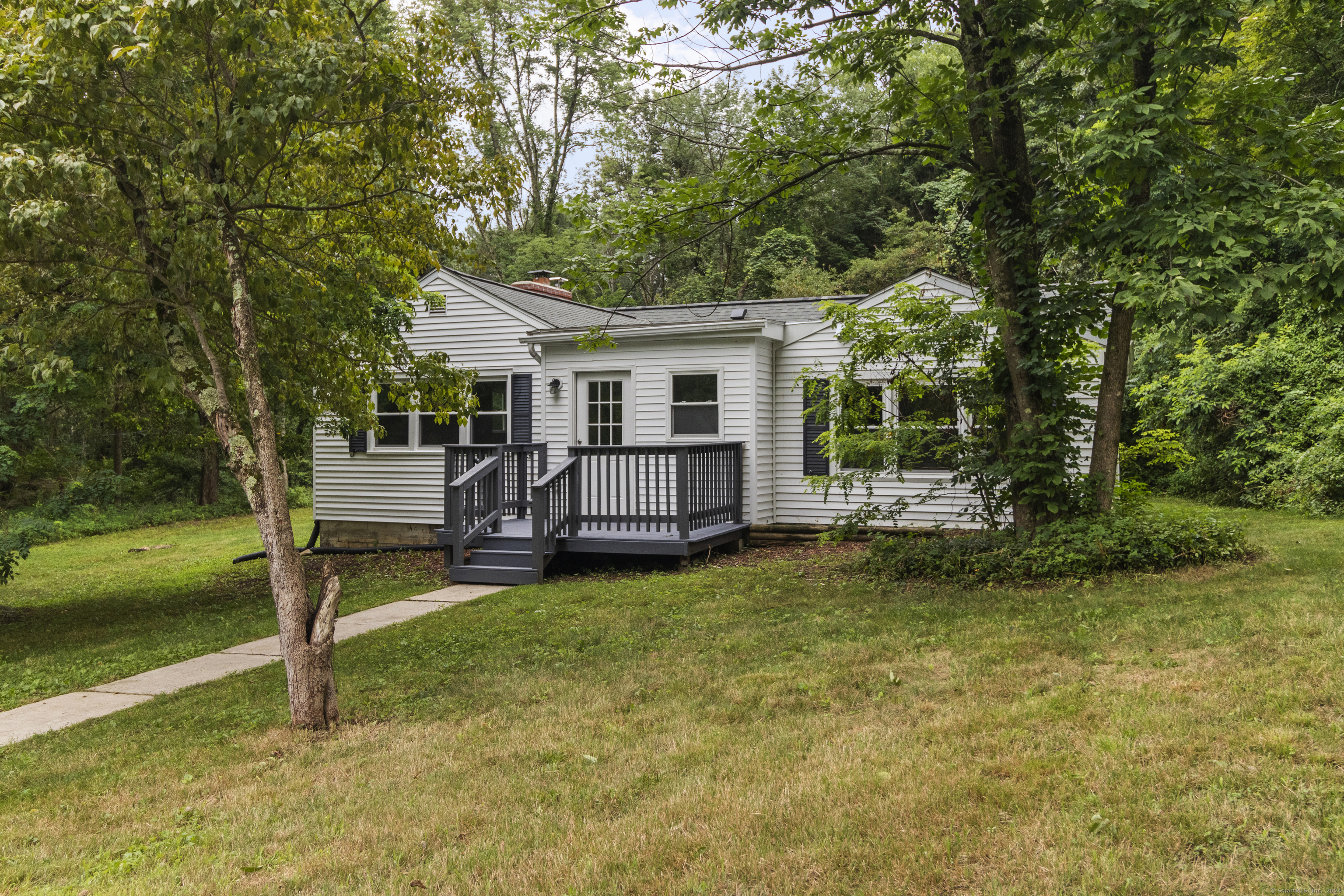 Rental Property at 518 Merrow Road, Tolland, Connecticut - Bedrooms: 3 
Bathrooms: 2 
Rooms: 5  - $2,800 MO.