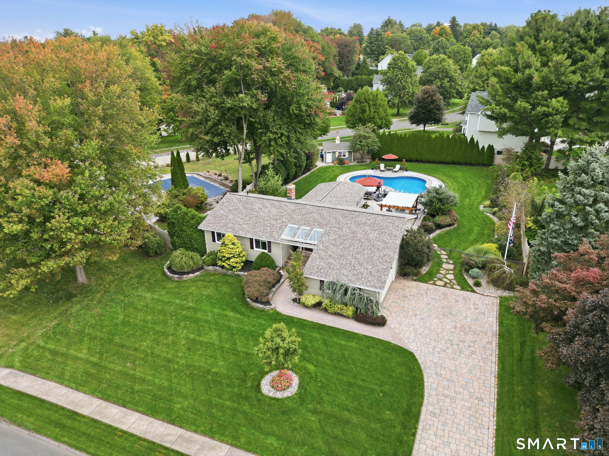 48 Dawn Drive