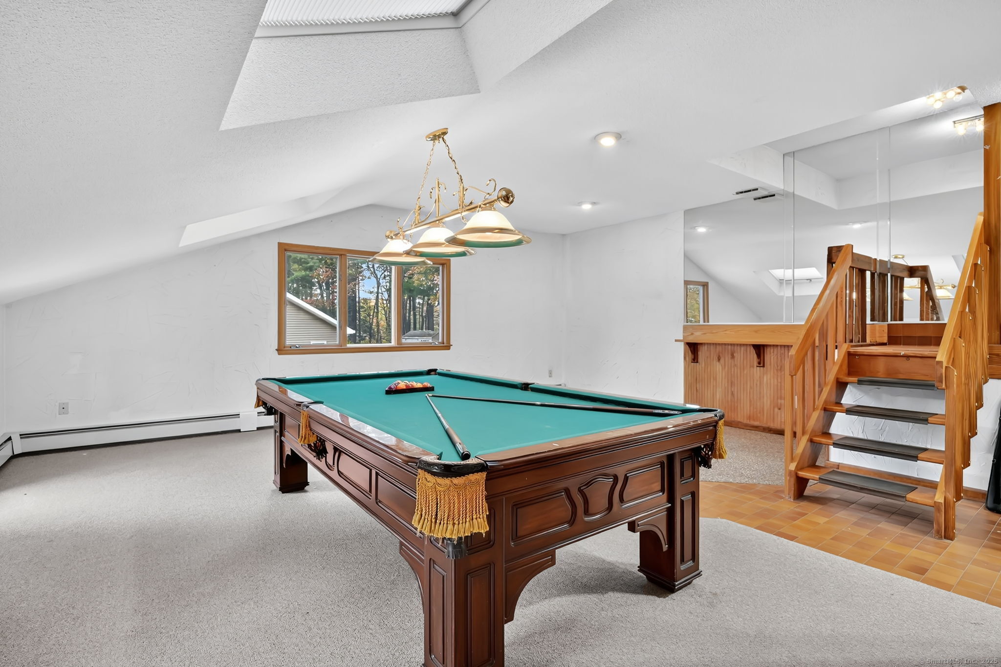 Windsor, Connecticut 06095, United States, 5 Bedrooms Bedrooms, ,4 BathroomsBathrooms,Residential,Active,239312