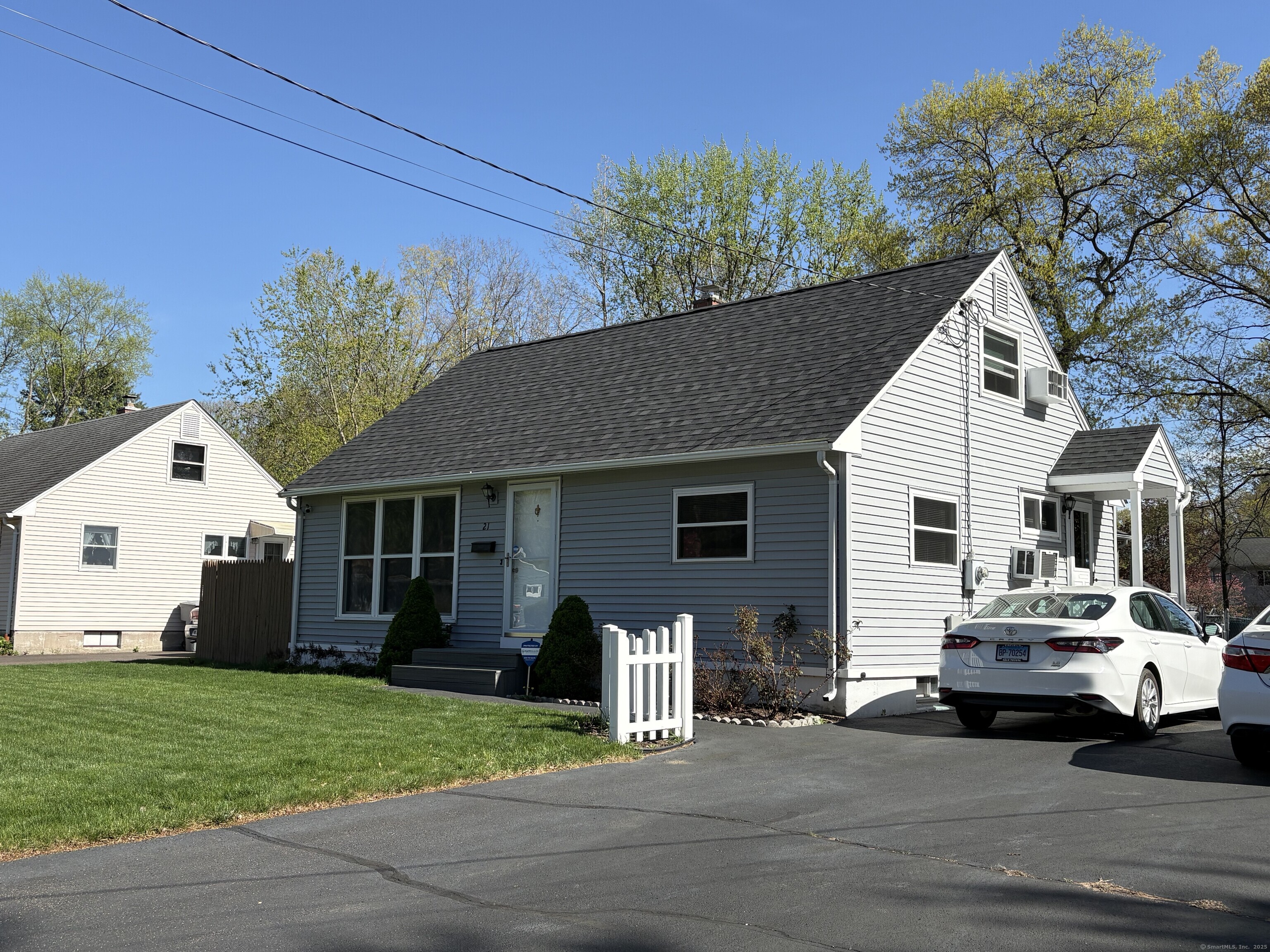 21 Roosevelt Boulevard