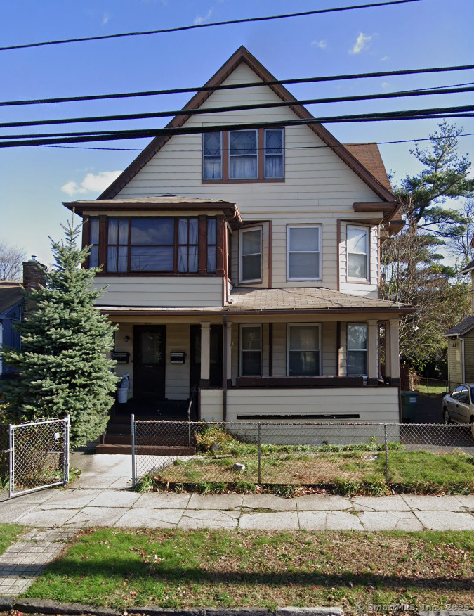 Property for Sale at Union Avenue, Bridgeport, Connecticut - Bedrooms: 4 
Bathrooms: 2 
Rooms: 8  - $400,000