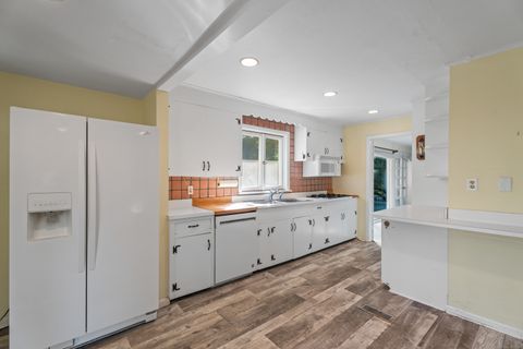 Tiny photo for 55 Harbor View Road, Guilford, CT 06437 (MLS # 24146109)