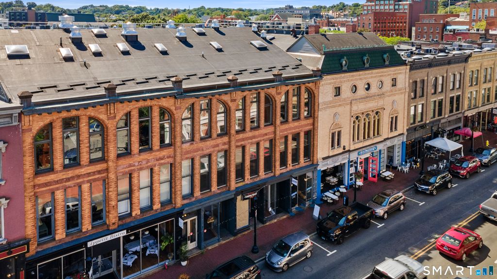 Photo of 134 Washington Street #APT 206, Norwalk, CT 06854 (MLS # 24148547)