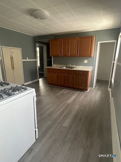 Lounsbury Avenue Waterbury CT 06706