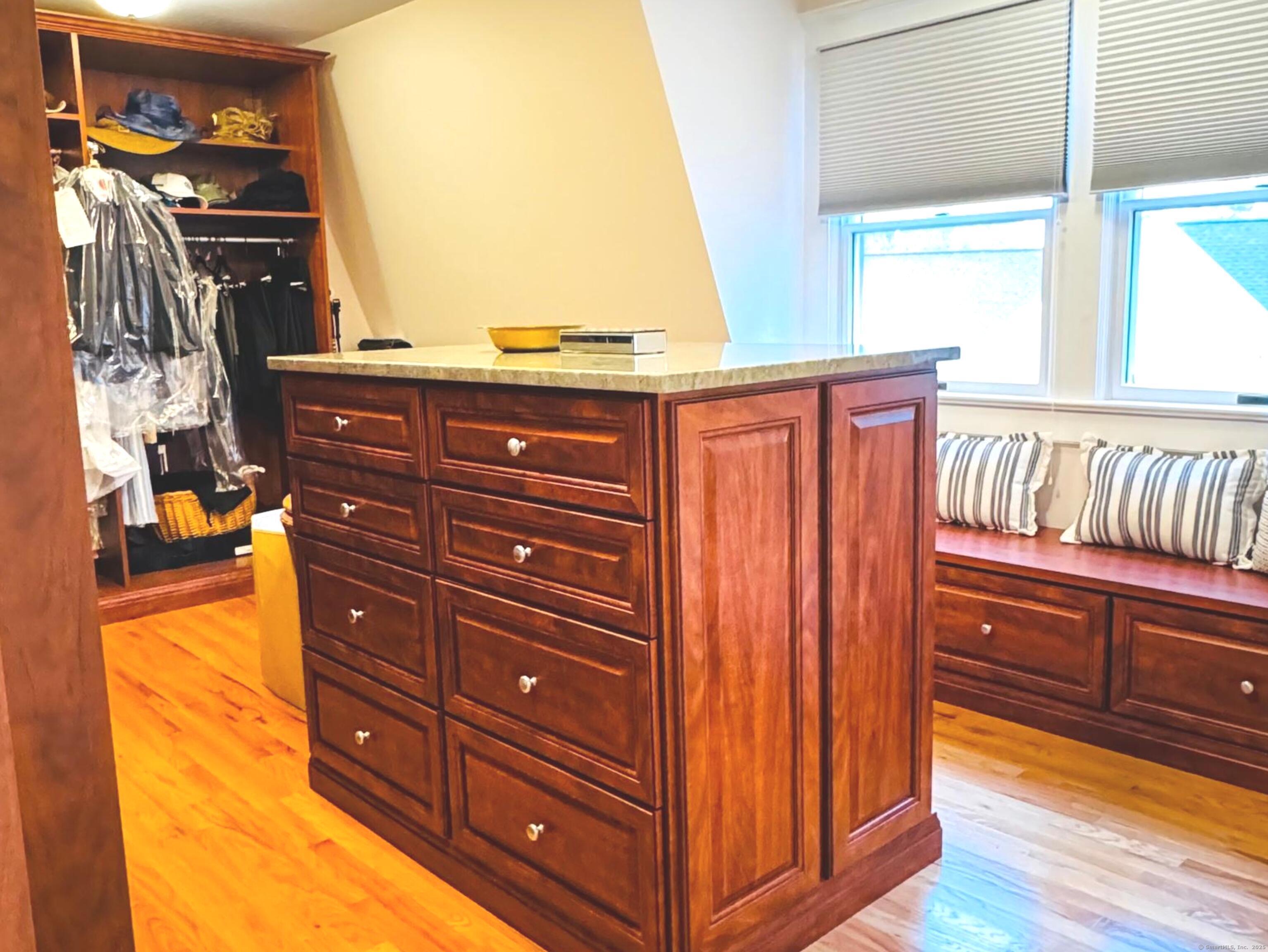 92 Oak Street, New Canaan, Connecticut image 12