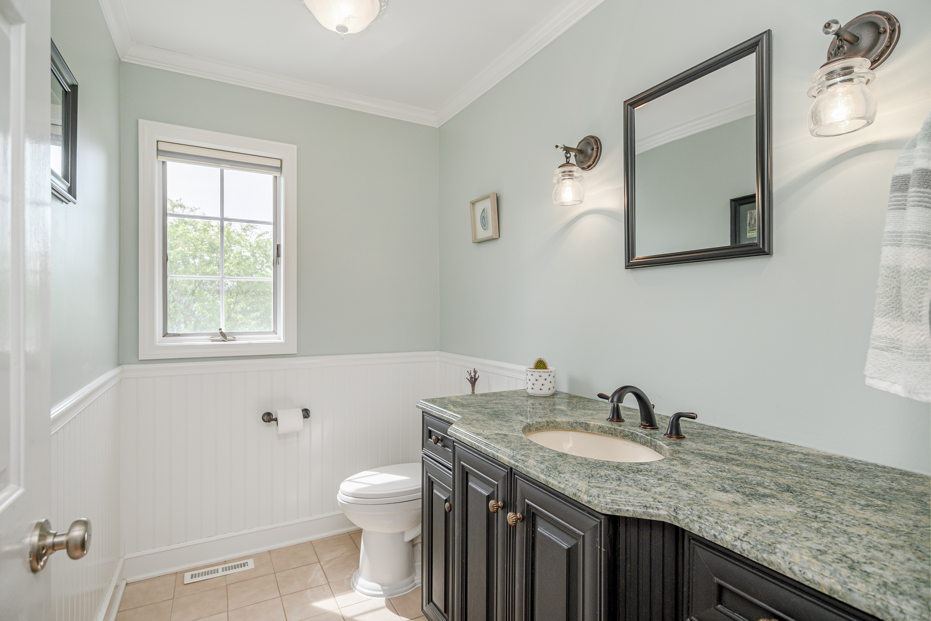 101 Railtree Hill Road, Woodbury, Connecticut image 6