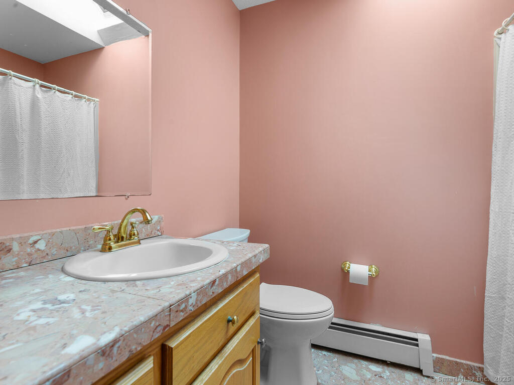 243 Hollyberry Road, Bristol, Connecticut image 27