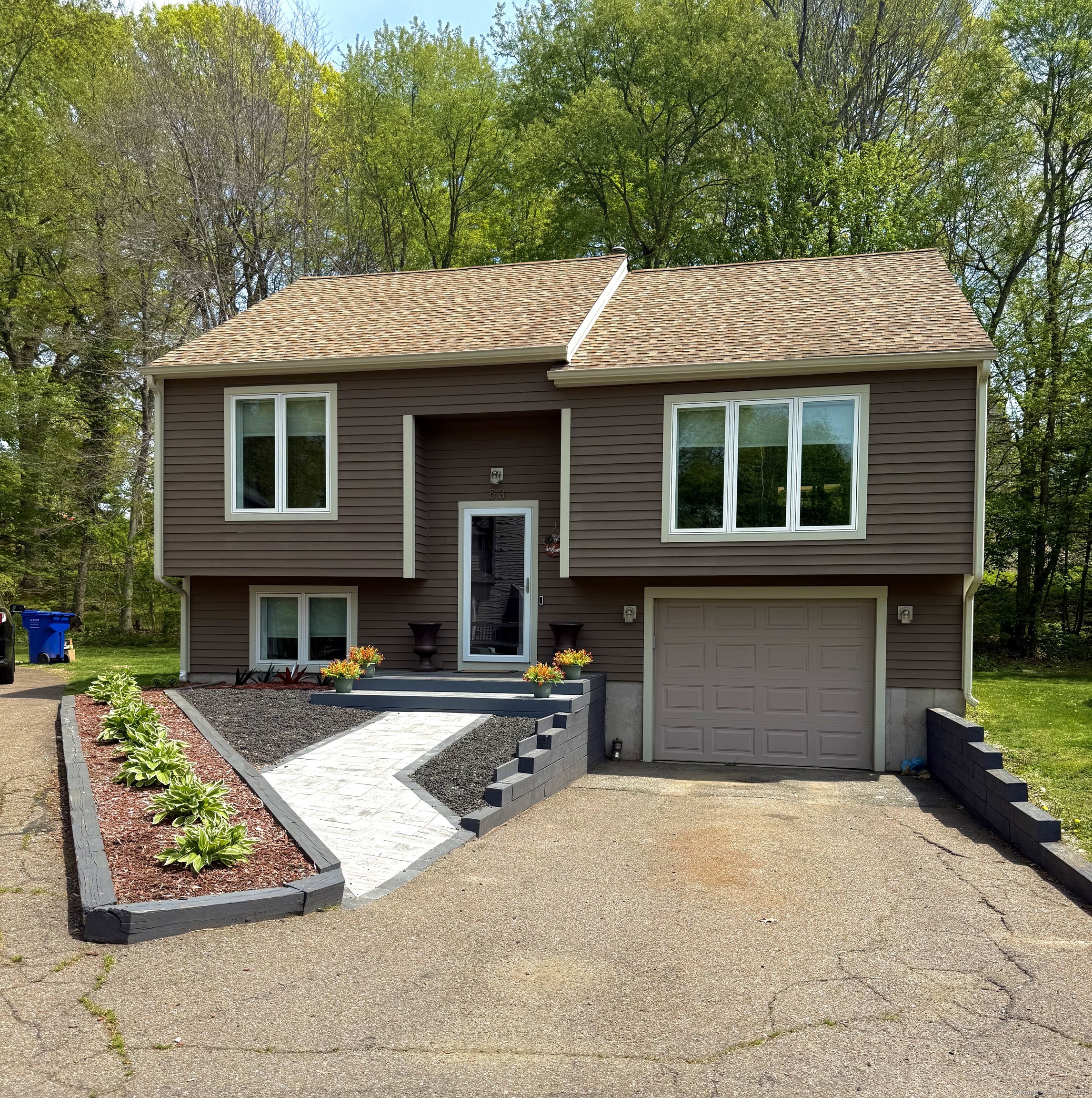 53 Woodland Court #11, Meriden, Connecticut image 2