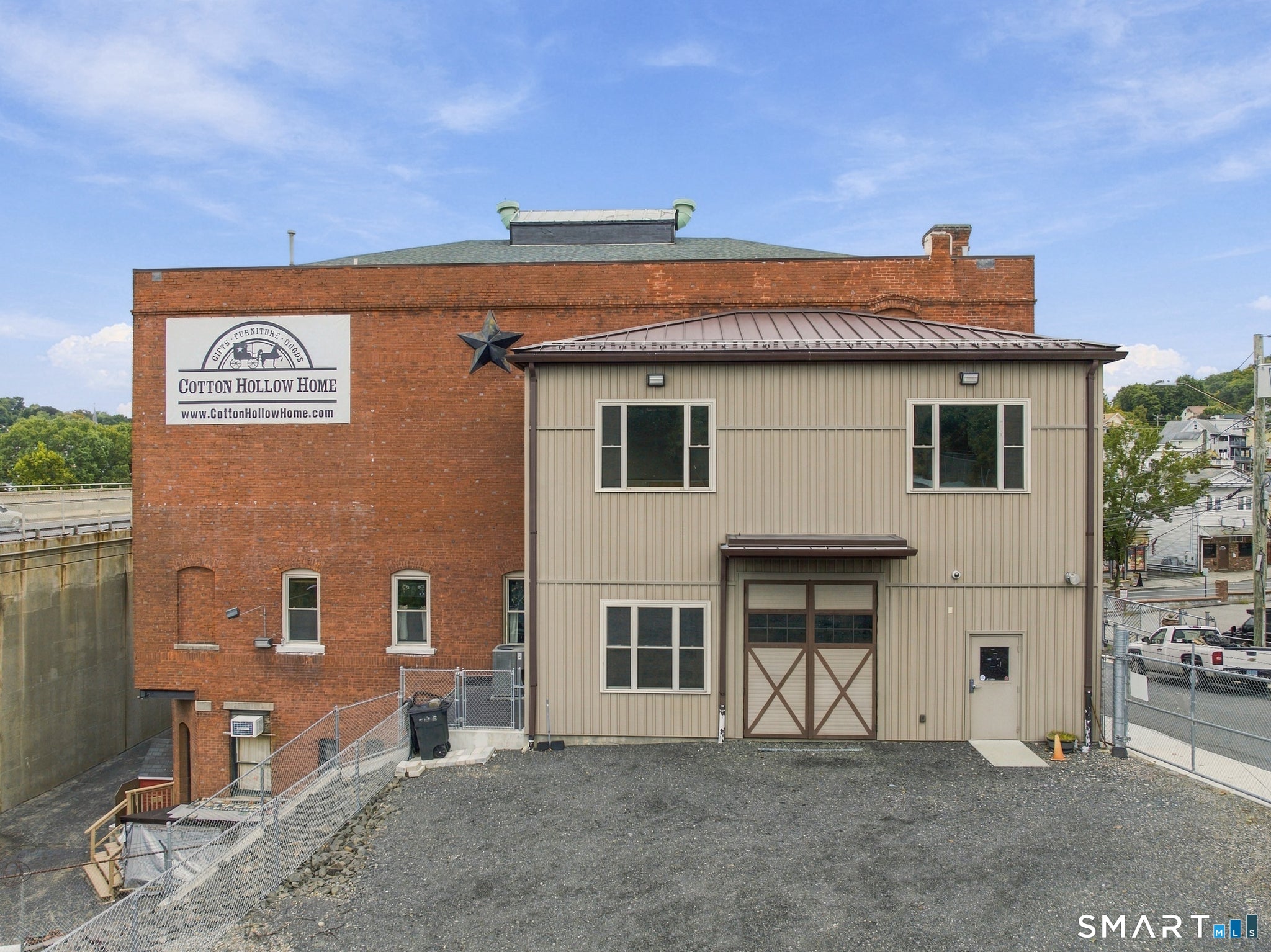 155 aka 149-155 Maple Street
