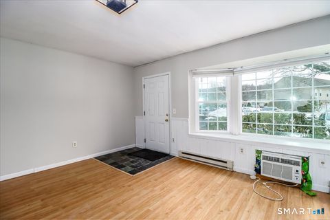 Tiny photo for 3 Glen Ridge Court #3, New Milford, CT 06776 (MLS # 24154377)