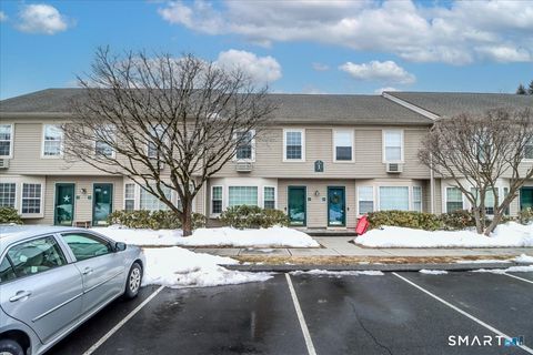 Tiny photo for 3 Glen Ridge Court #3, New Milford, CT 06776 (MLS # 24154377)