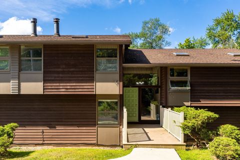 91C Country Squire Drive 91C Cromwell CT 06416