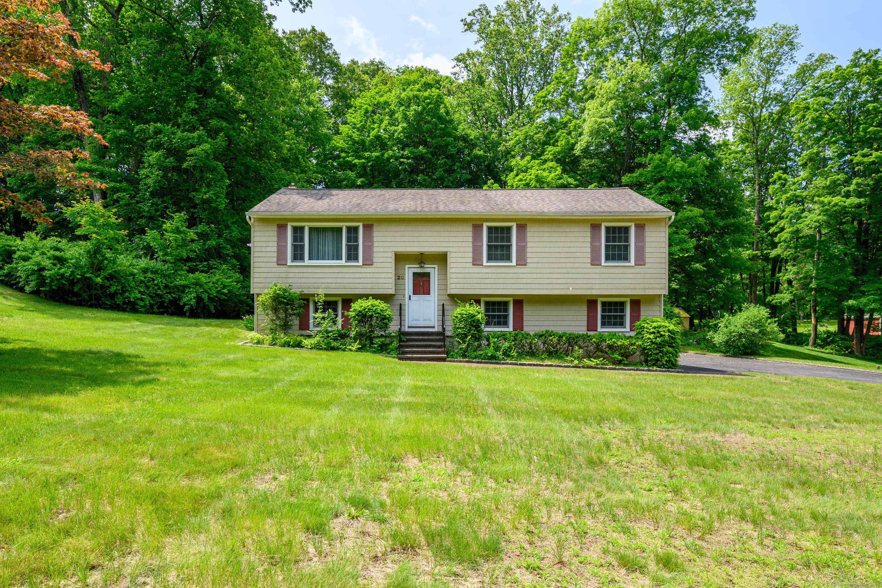 20 Ridge Road