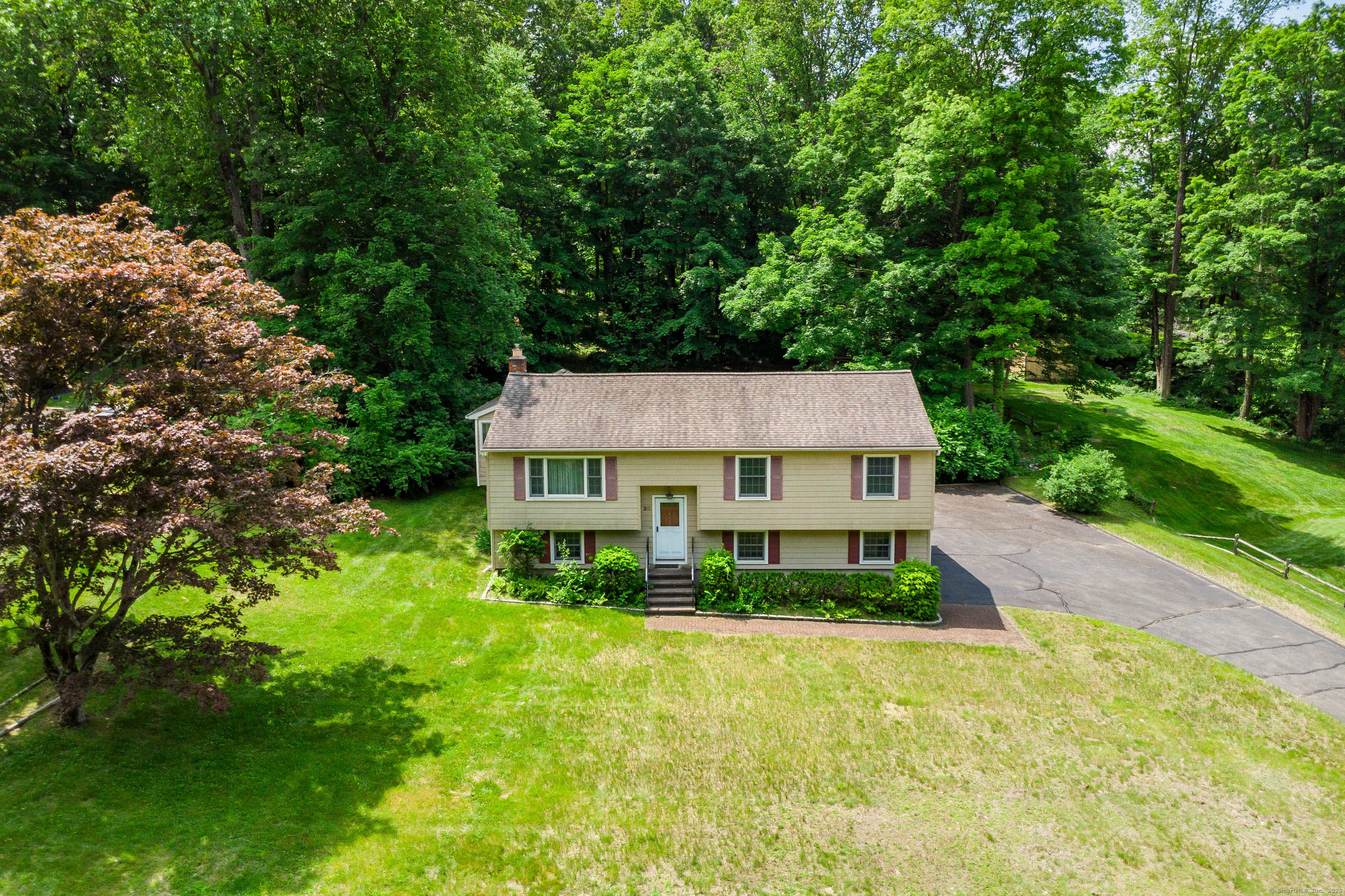 20 Ridge Road