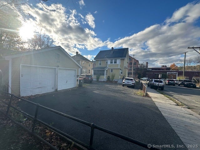 465 Pratt St Extension
