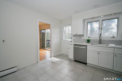 Tiny photo for 12 Crane Place, Simsbury, CT 06070 (MLS # 24170671)