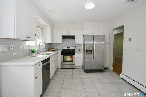 Tiny photo for 12 Crane Place, Simsbury, CT 06070 (MLS # 24170671)
