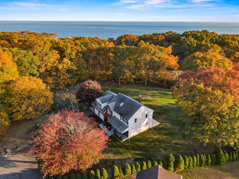 6 Hemlock Circle Old Lyme CT 06371