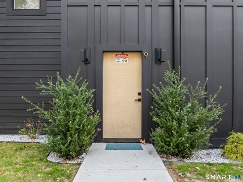 Tiny photo for 904 Quinnipiac Avenue #9, New Haven, CT 06513 (MLS # 24167878)