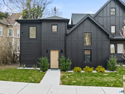 Photo of 904 Quinnipiac Avenue #9, New Haven, CT 06513 (MLS # 24167878)