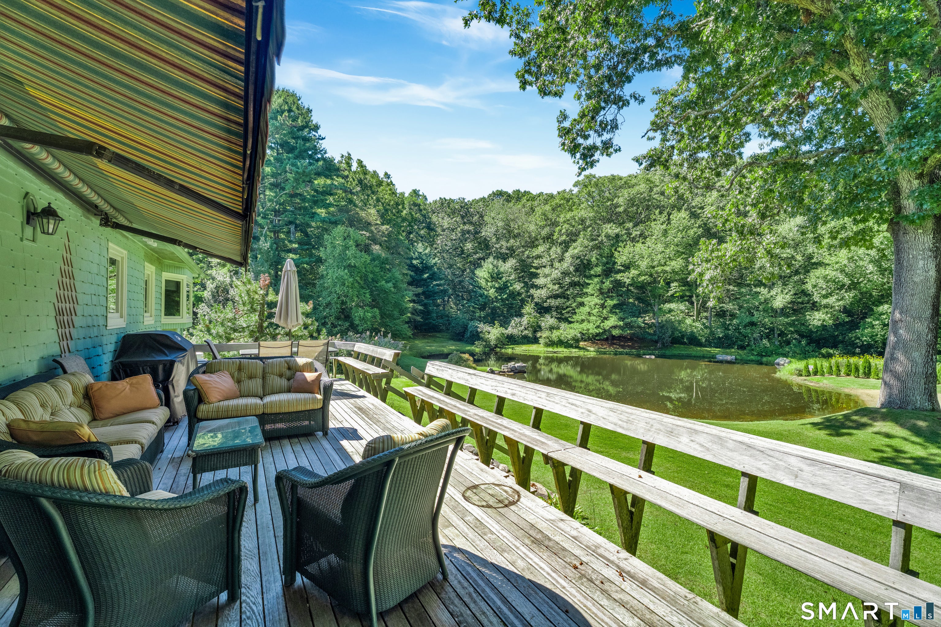 901 River Road