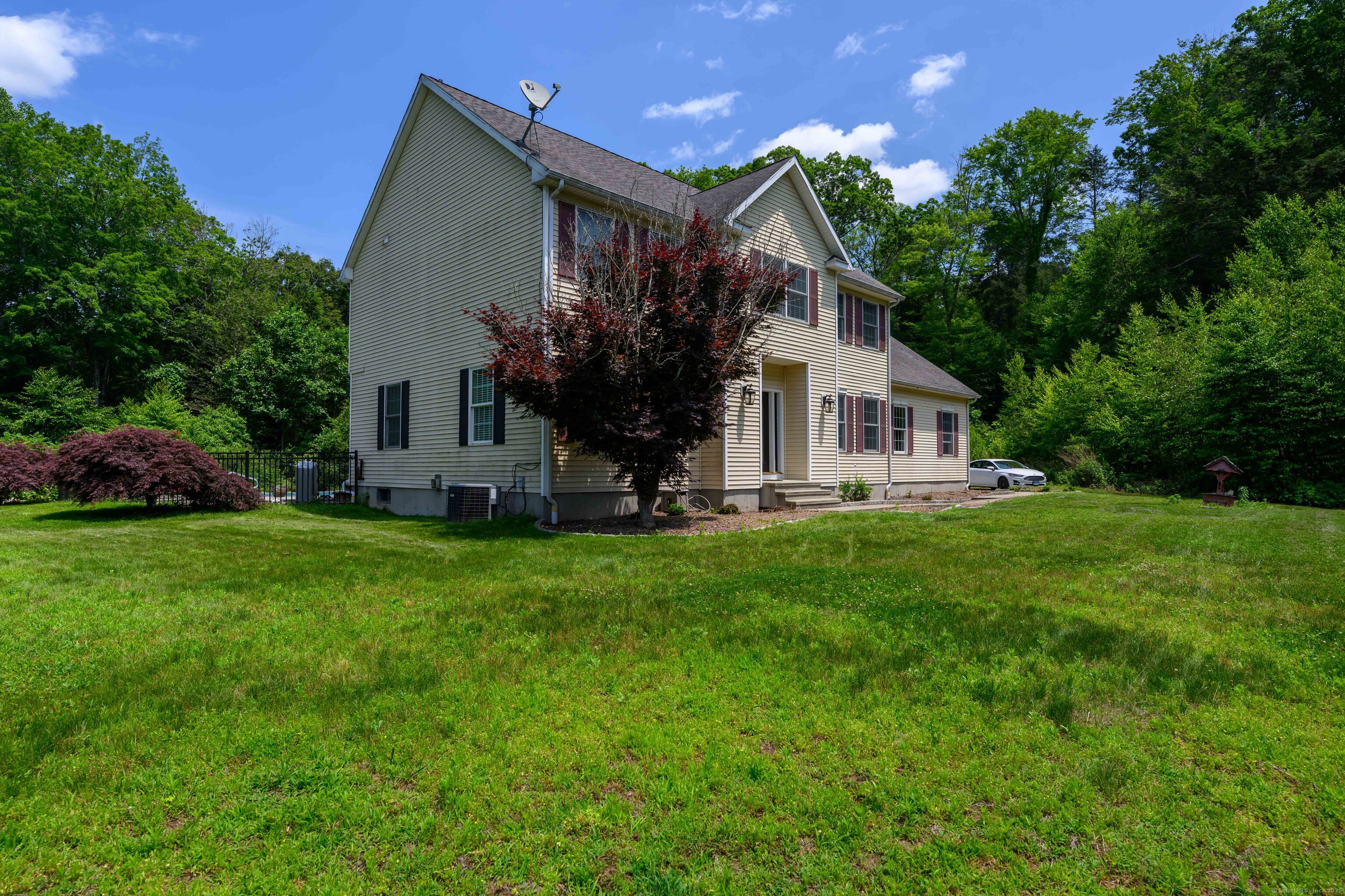 32 Old Country Road