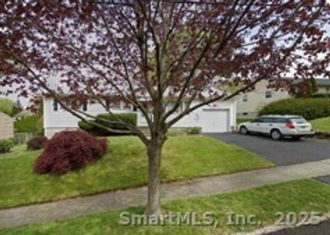 Photo of 244 Rockland Avenue, Stratford, CT 06614 (MLS # 24143345)