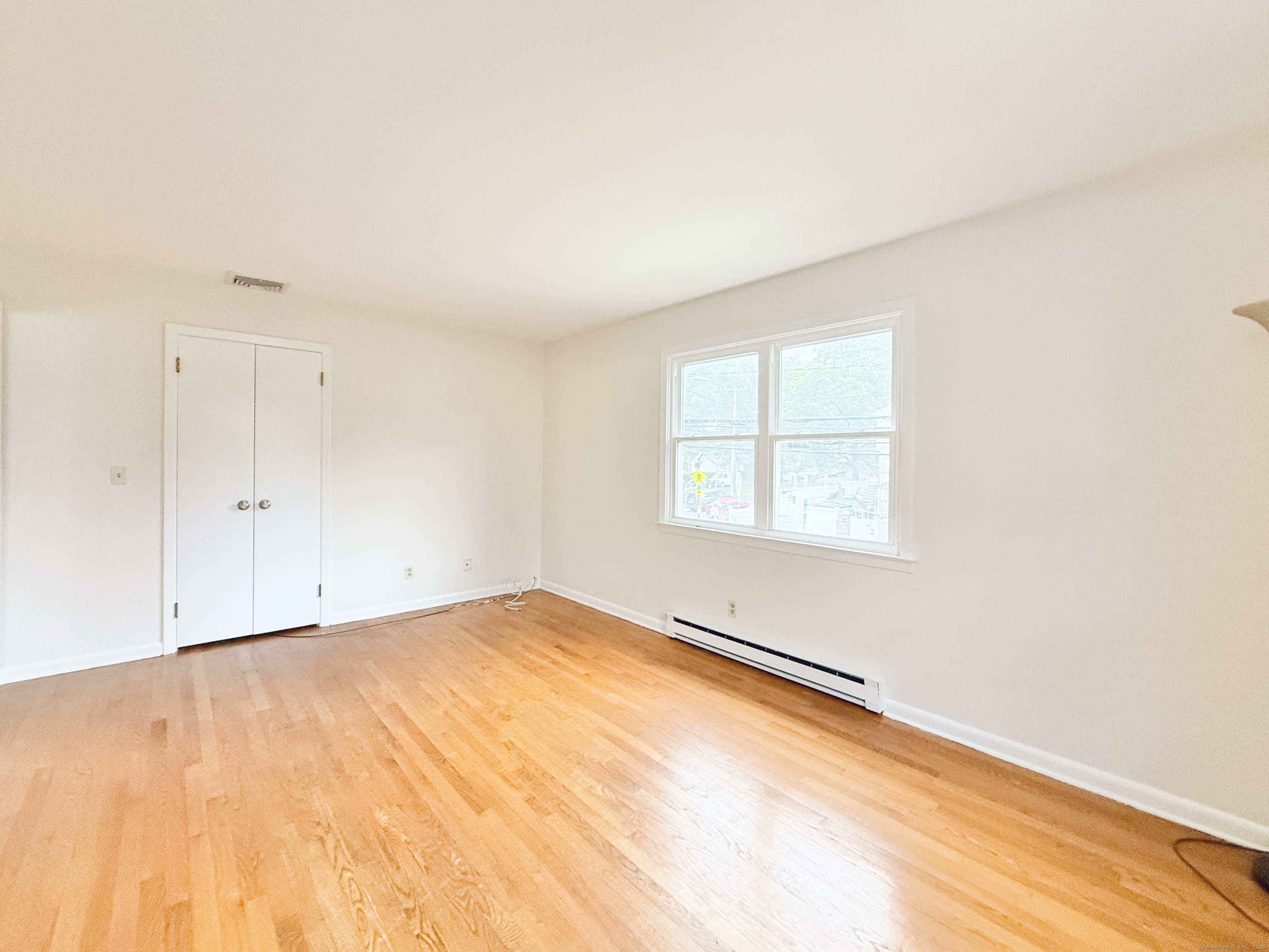 Stamford, Connecticut 06902, United States, 2 Bedrooms Bedrooms, ,1 BathroomBathrooms,Residential,Active,154066